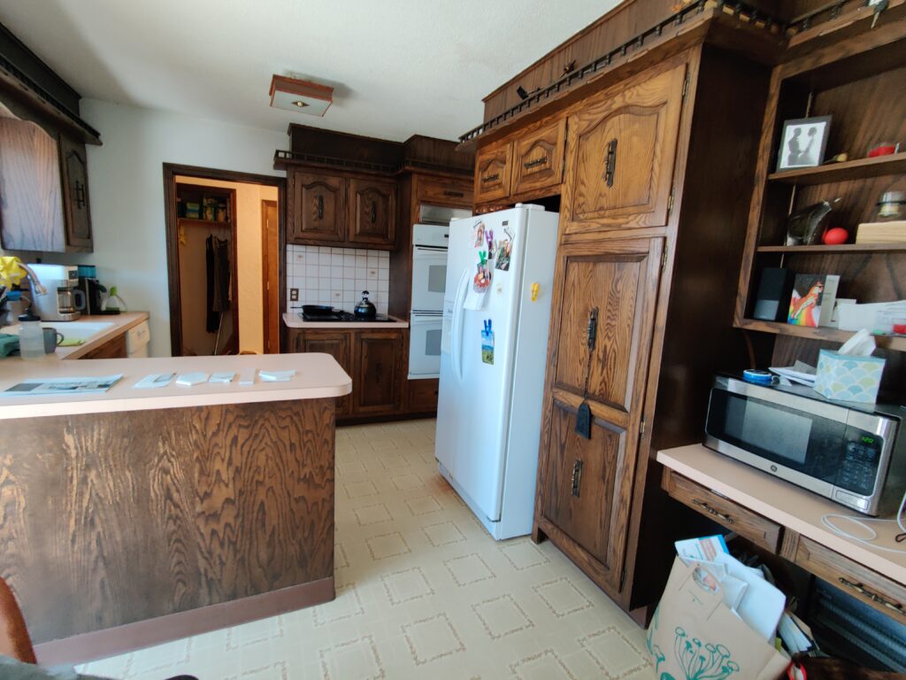 Tired southwest style kitchen